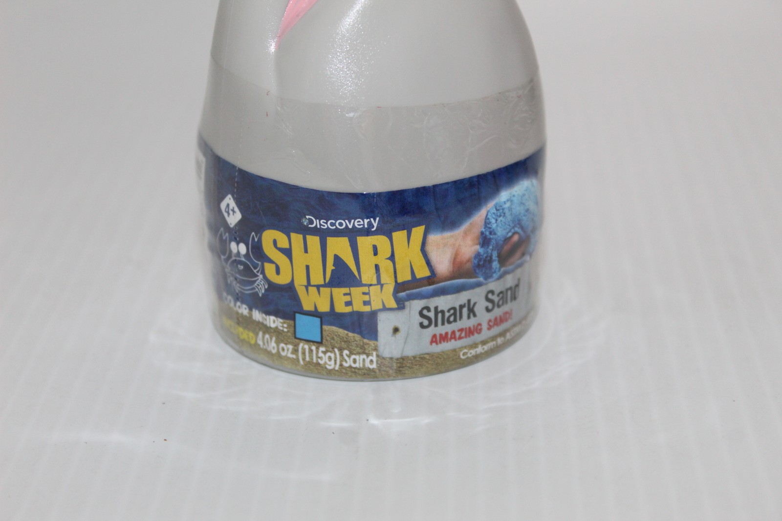 Discovery Shark Week Shark Sand Amazing Sand Kit Gray Shark Container 4oz NEW