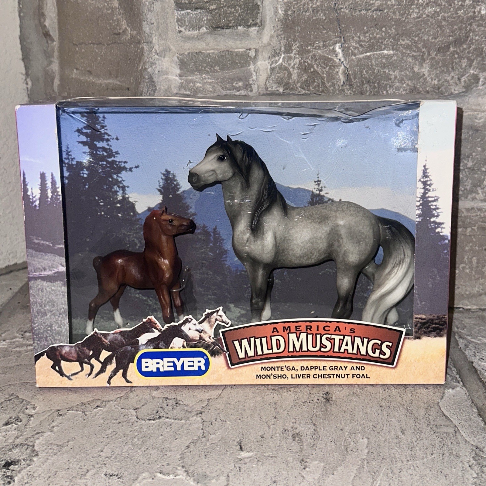 Sealed Breyer Wild Mustang Liver Chestnut Foal Montega Dapple Gray & Monsho 2007
