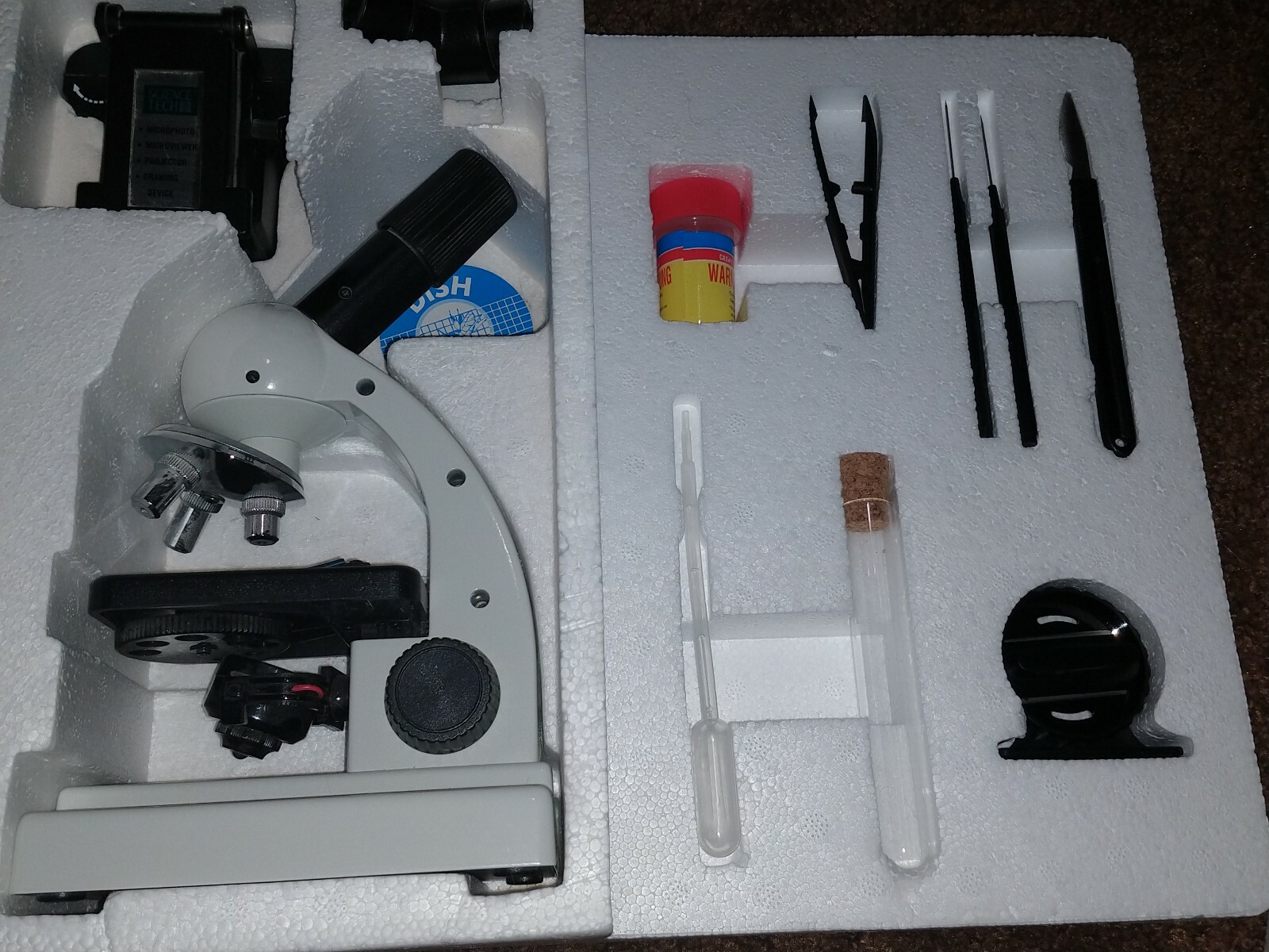 Science Tech Microscope Lab Max 100x-900x Zoom Age 10 and up. Complete