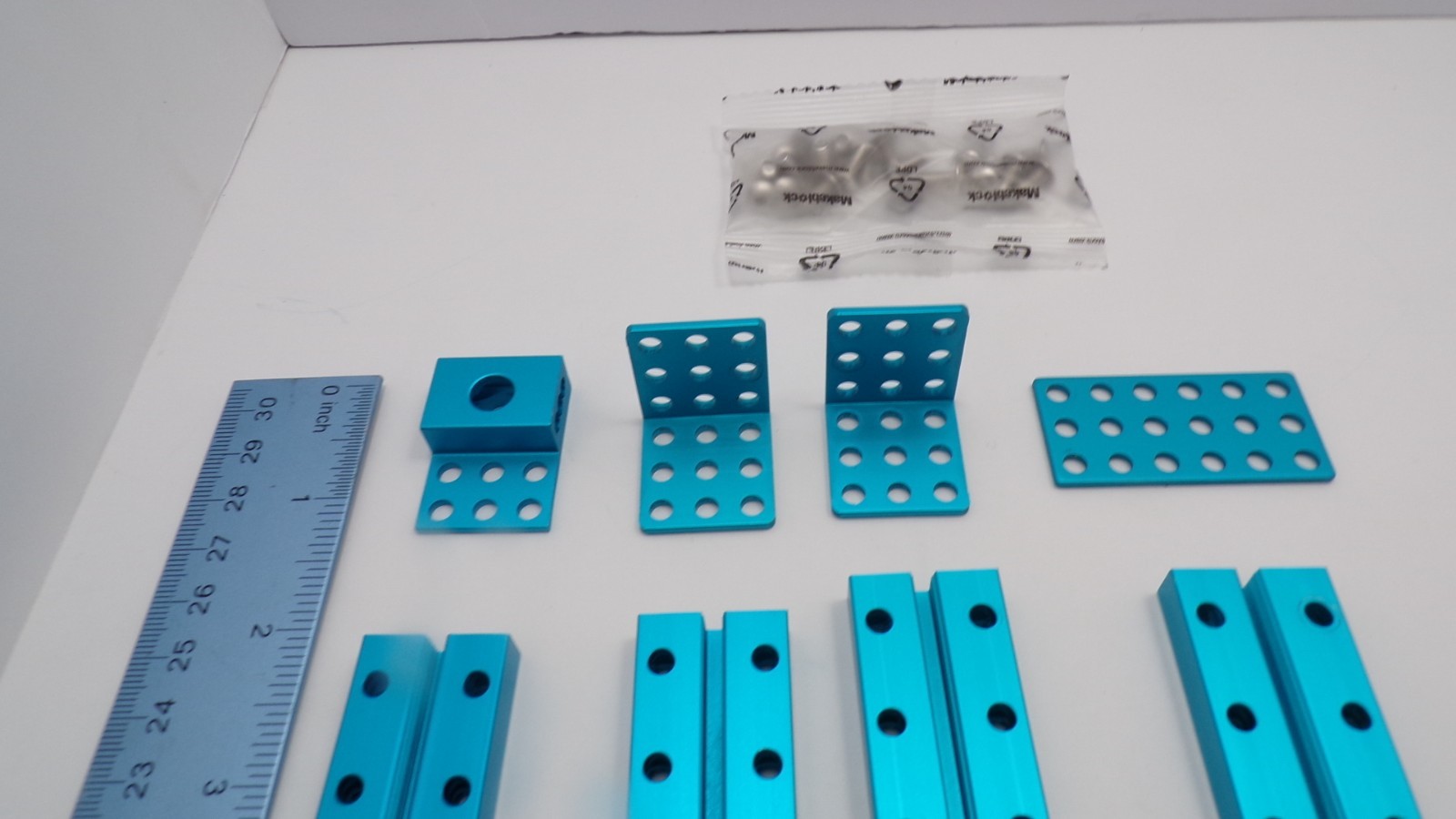 Makeblock parts from starter robot kit 0824-96 128 144 bracket plate + m4 screws