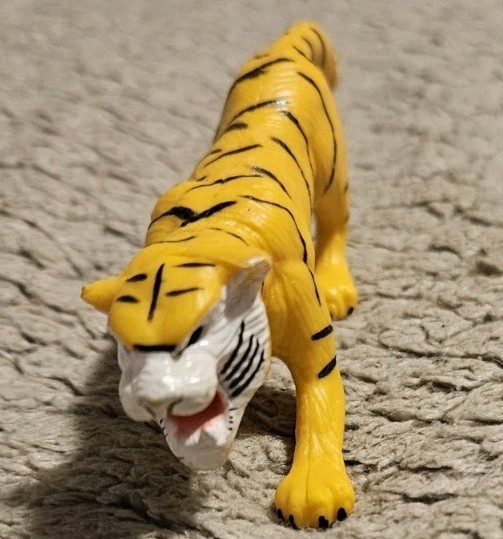 Tiger Figure 2.5 Inches Long