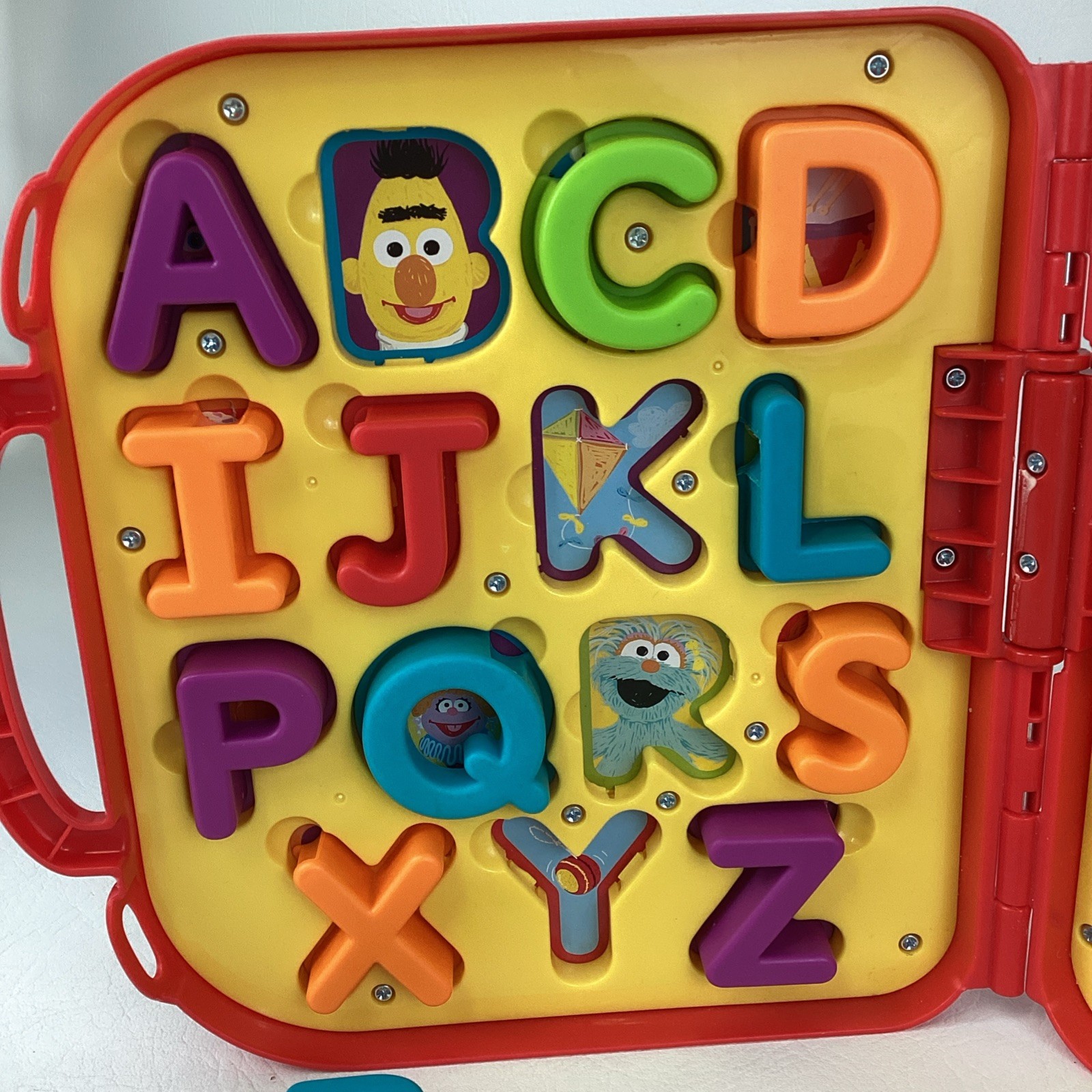 Sesame Street Elmo On The Go Letters Take Along Case Alphabet Learning Toy 2014