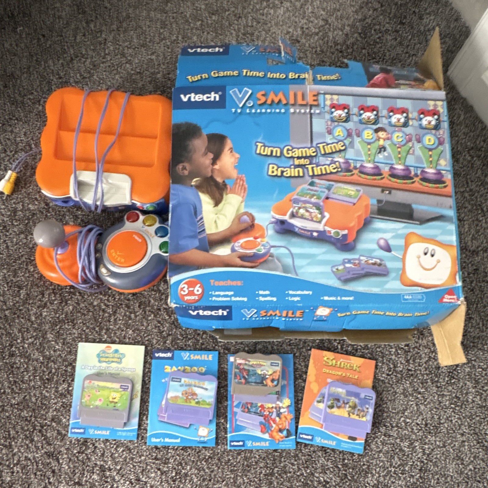 VTech V.Smile TV Learning System Console w/ Controller, Box, Manual & 4 Games