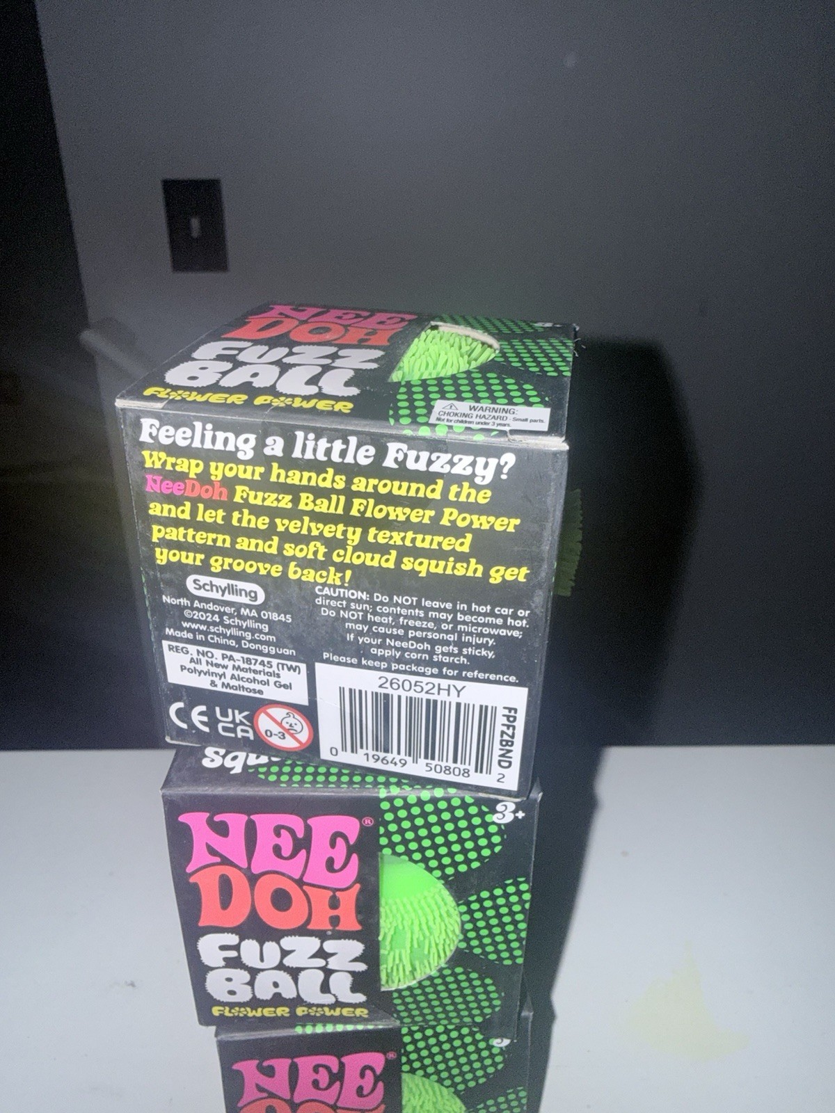 GREEN Needoh FUZZ BALL Flower Power Nee Doh Squish Stress Ball NEE-DOH Fuzzball