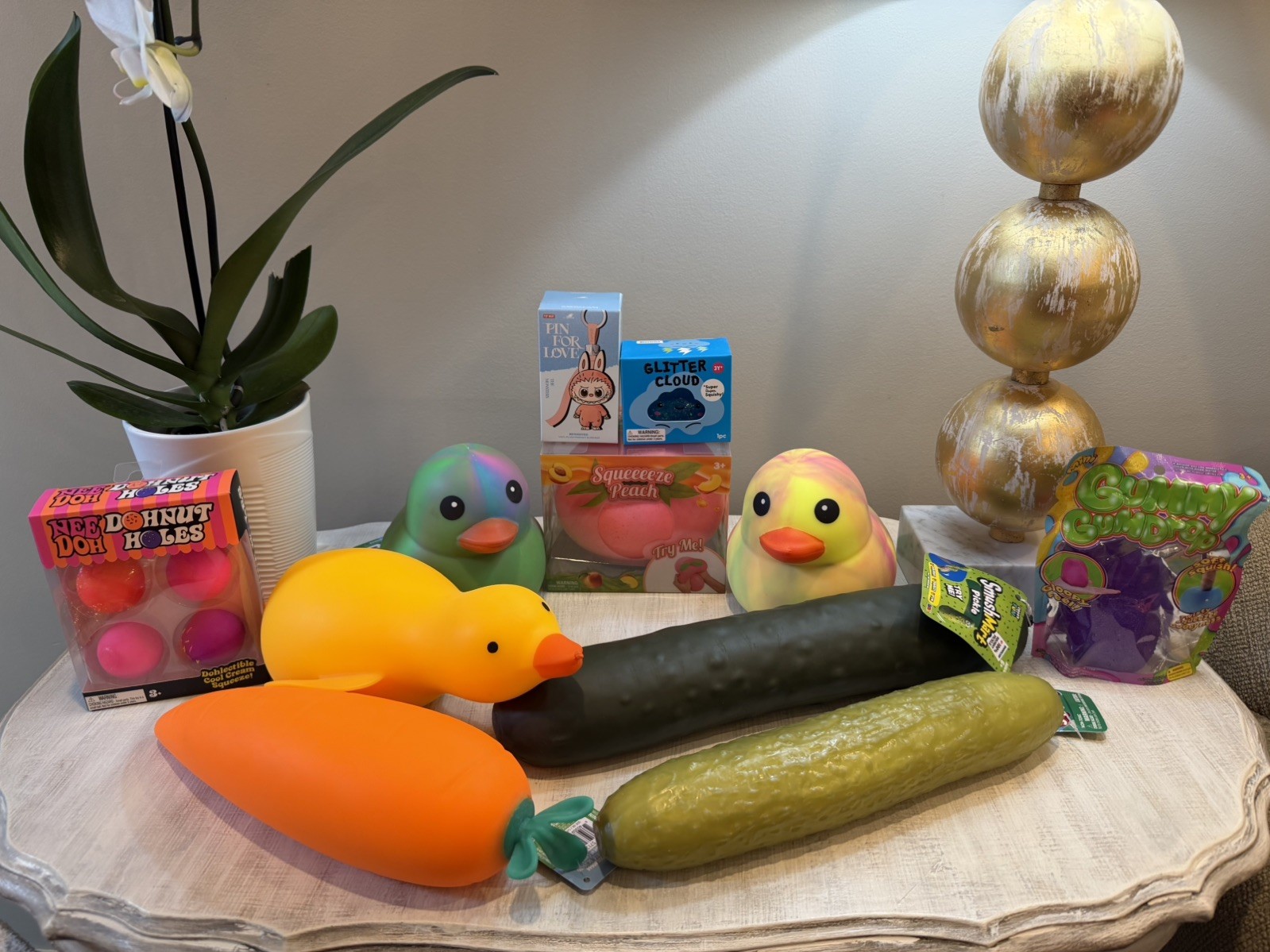 HUGE! Lot of Viral items! Nee Doh, Labubu, Carrot, Duck, Pickle &More! 🔥MUST!