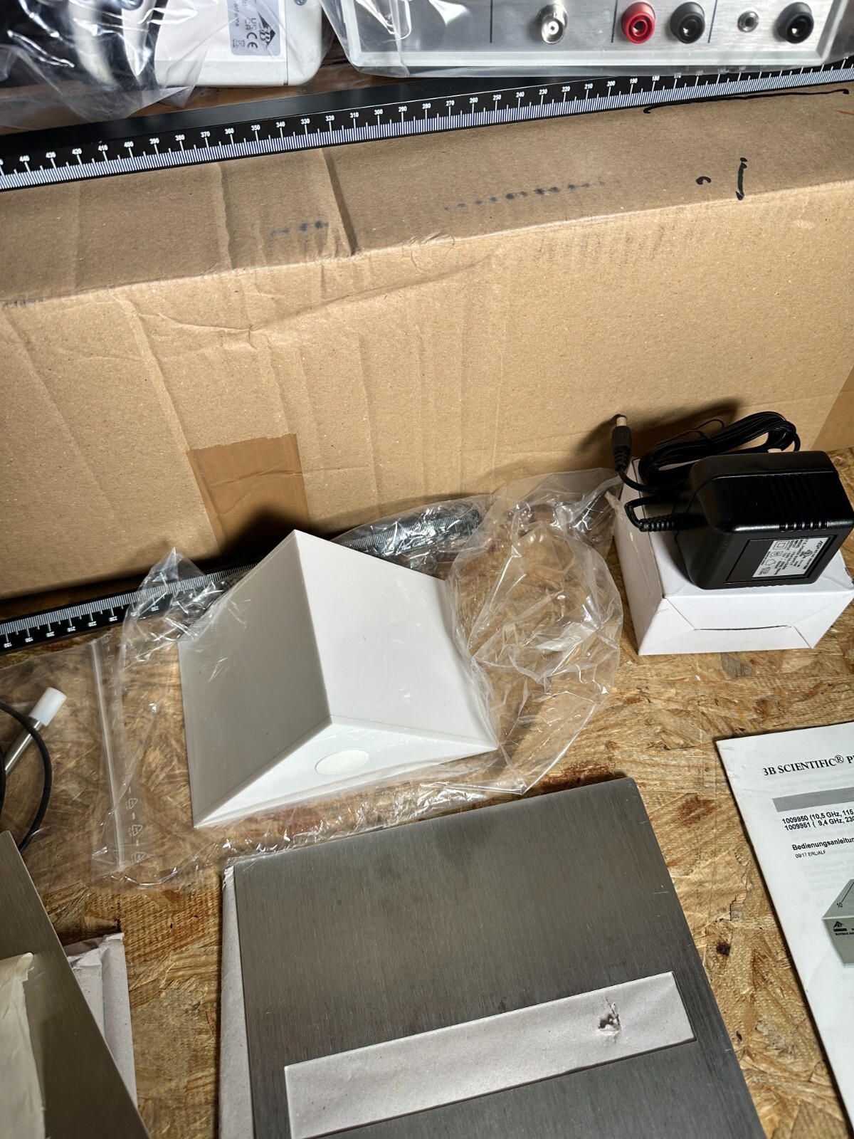NEW 3B Scientific U8493600-115 Microwave Set, 10.5 GHz, 115V, 50/60 Hz