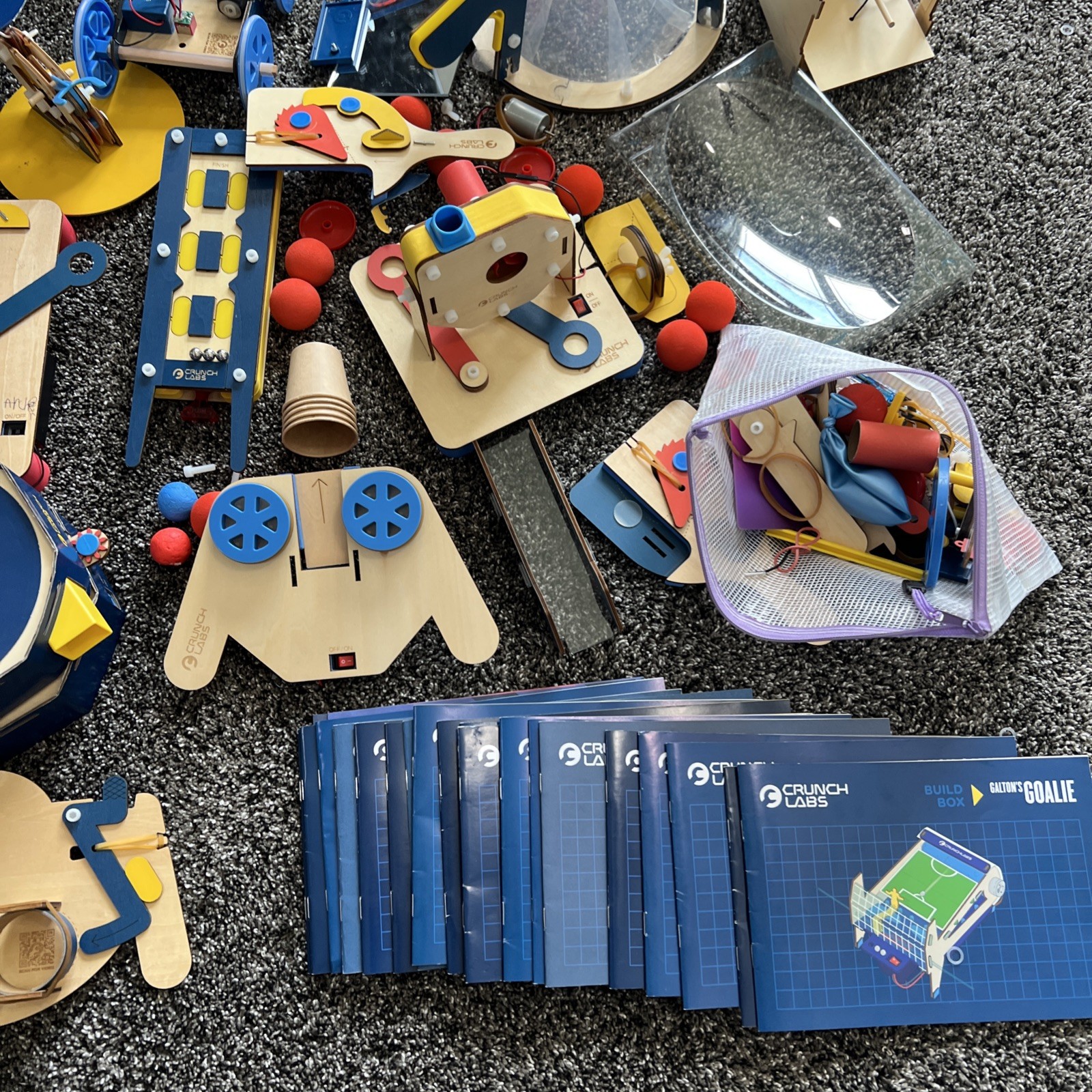 Crunch Labs By Mark Rober. Lot of 19 Kits Built And Parts ALL MANUALS!! YR 1 & 2