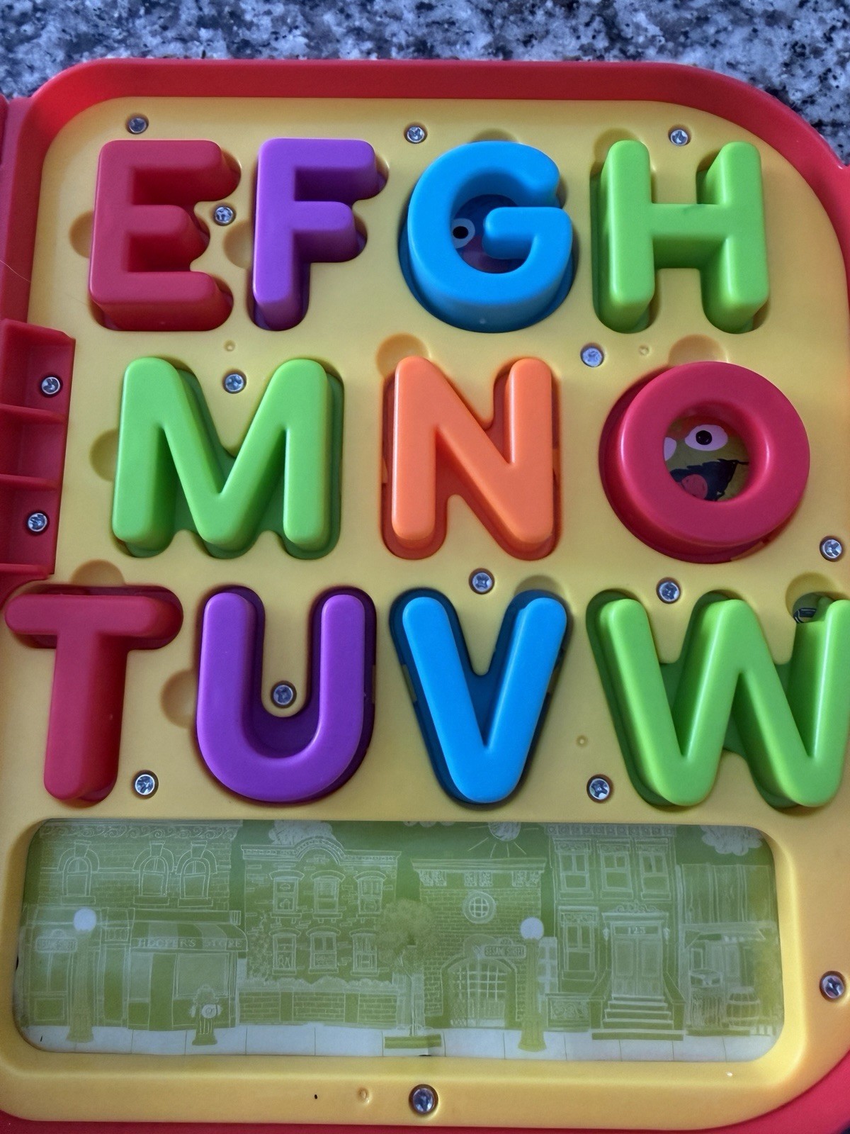 Hasbro Sesame Street Elmo’s On The Go Letters Alphabet w/ Carry Case COMPLETE