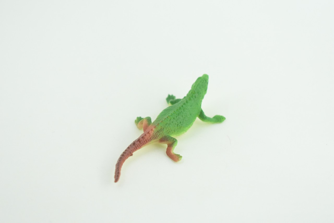 Green Iguana with Brown Tail, Toy Lizard, Hand Painted Rubber 2.5″ WR45 B197