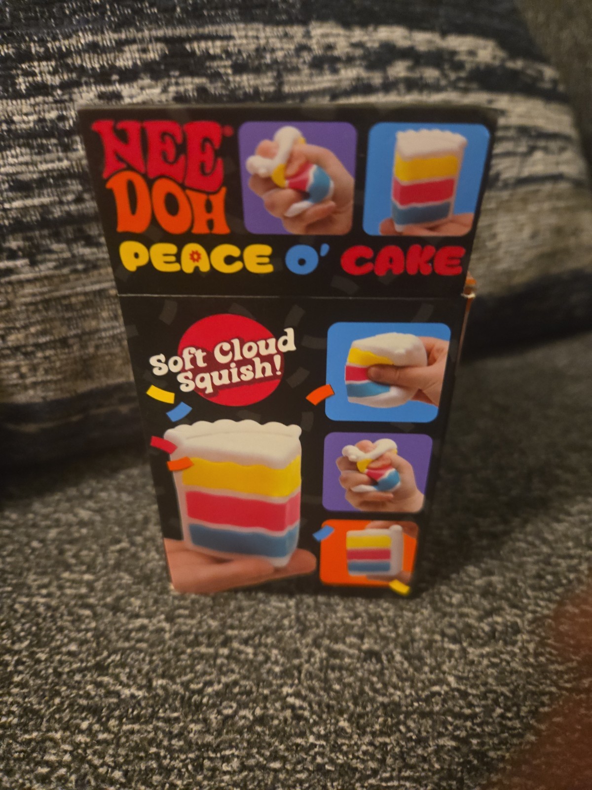 Needoh Peace O’ Cake Multi-Color Sensory Toy for Kids Nee Doh Cake AUTHENTIC