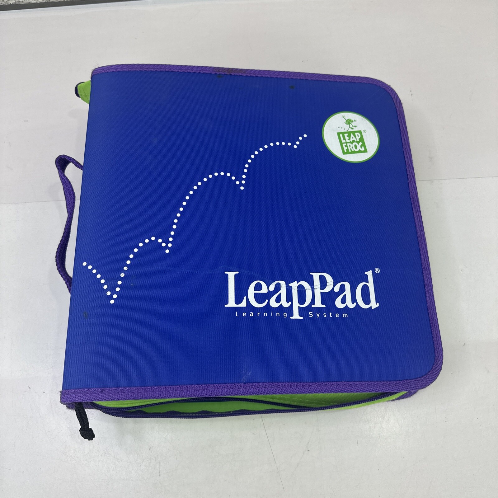 LeapFrog LeapPad Leap Pad Learning Binder With 11 Game Cartridges