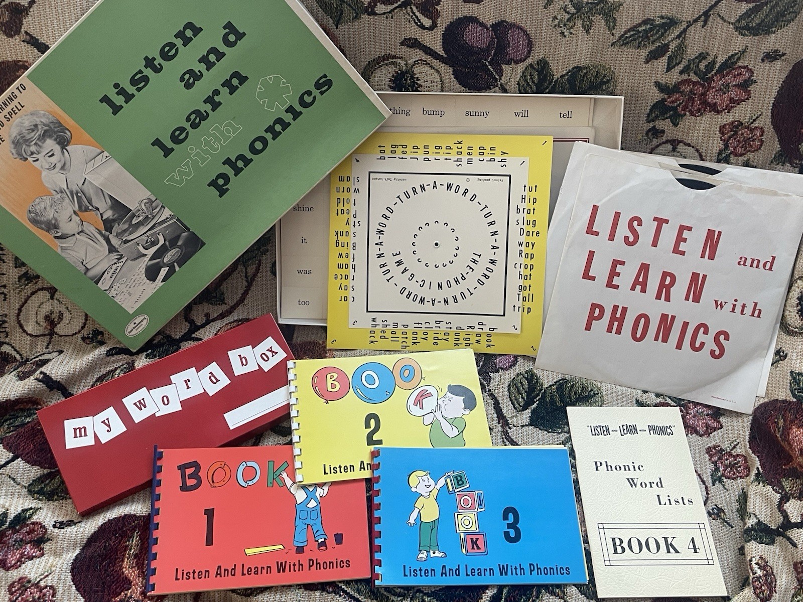 Vintage Listen & Learn With Phonics Good Housekeeping 1970 Records Game
