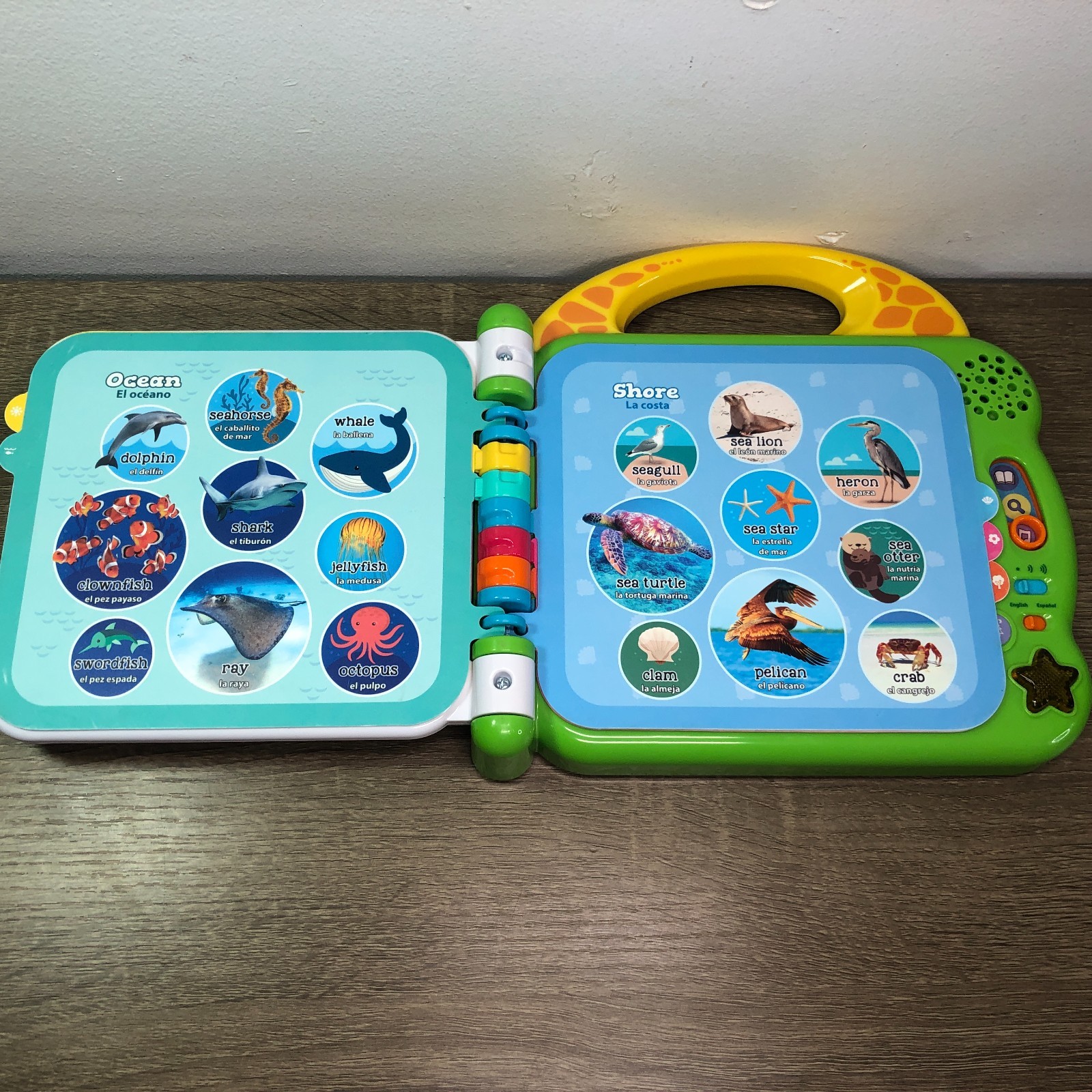 Leap Frog 100 Animals Book English Spanish Electronic Learning Toy 2020 Works 8″