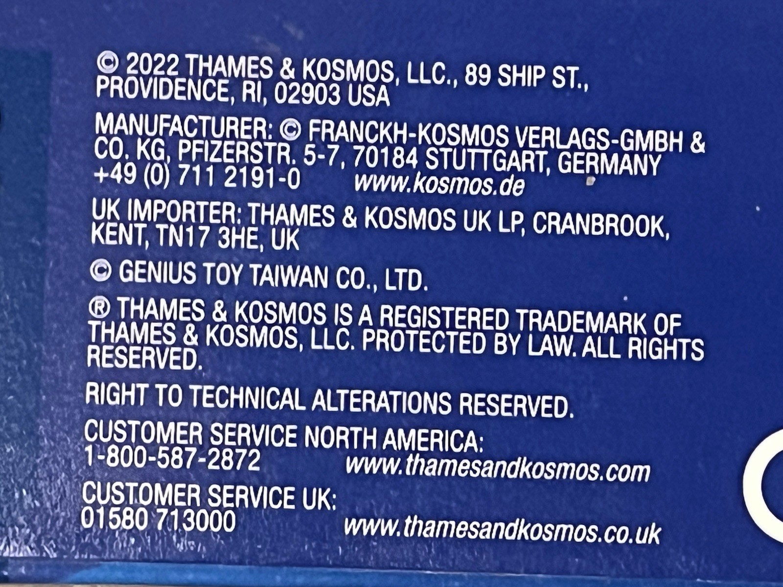 Thames & Kosmos Ultralight Airplanes STEM Experiment Kit | Build 5 Gliders 2022