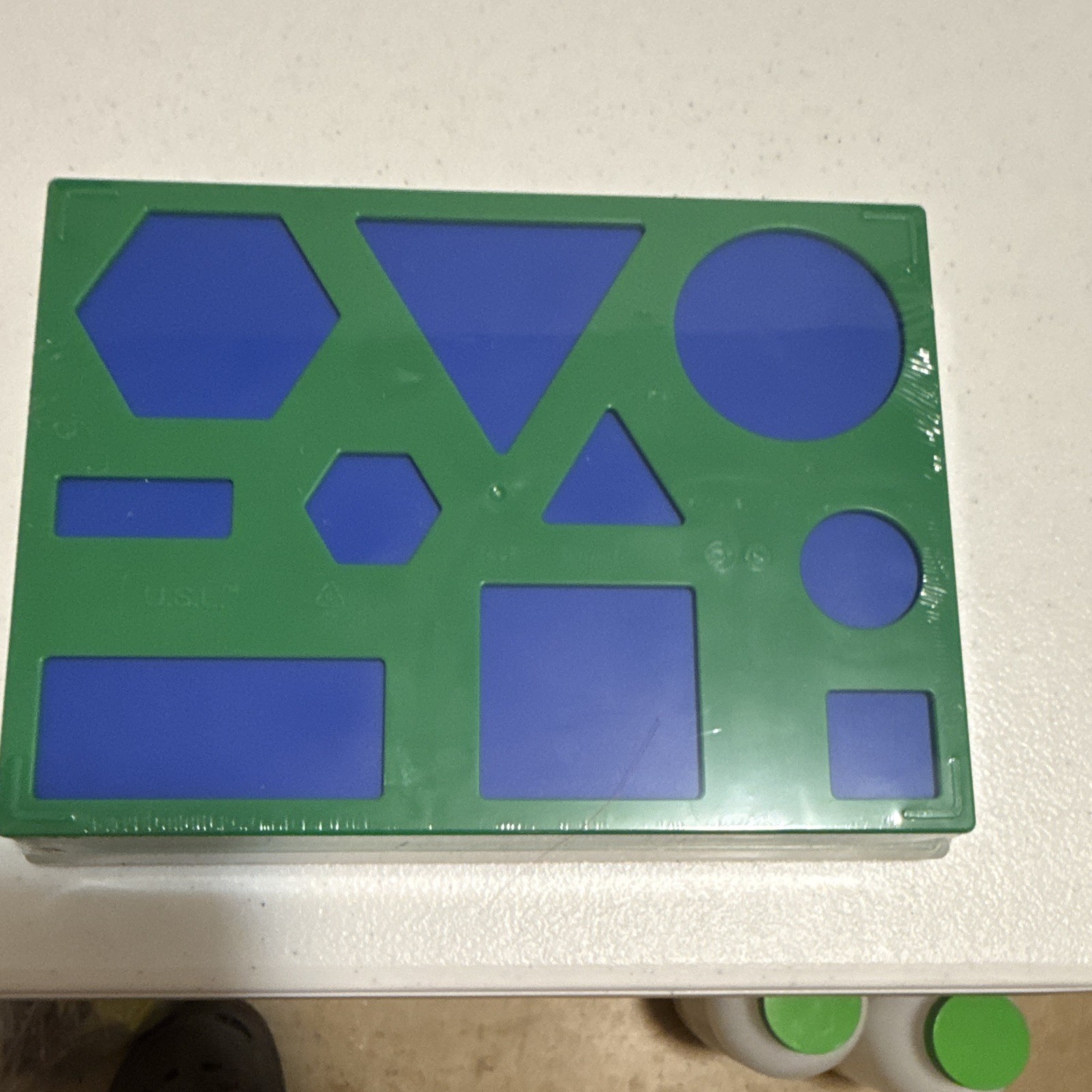 Didax Attribute Blocks Desk Set Ages 3+ for 3-4 Years & 4-7 #211449