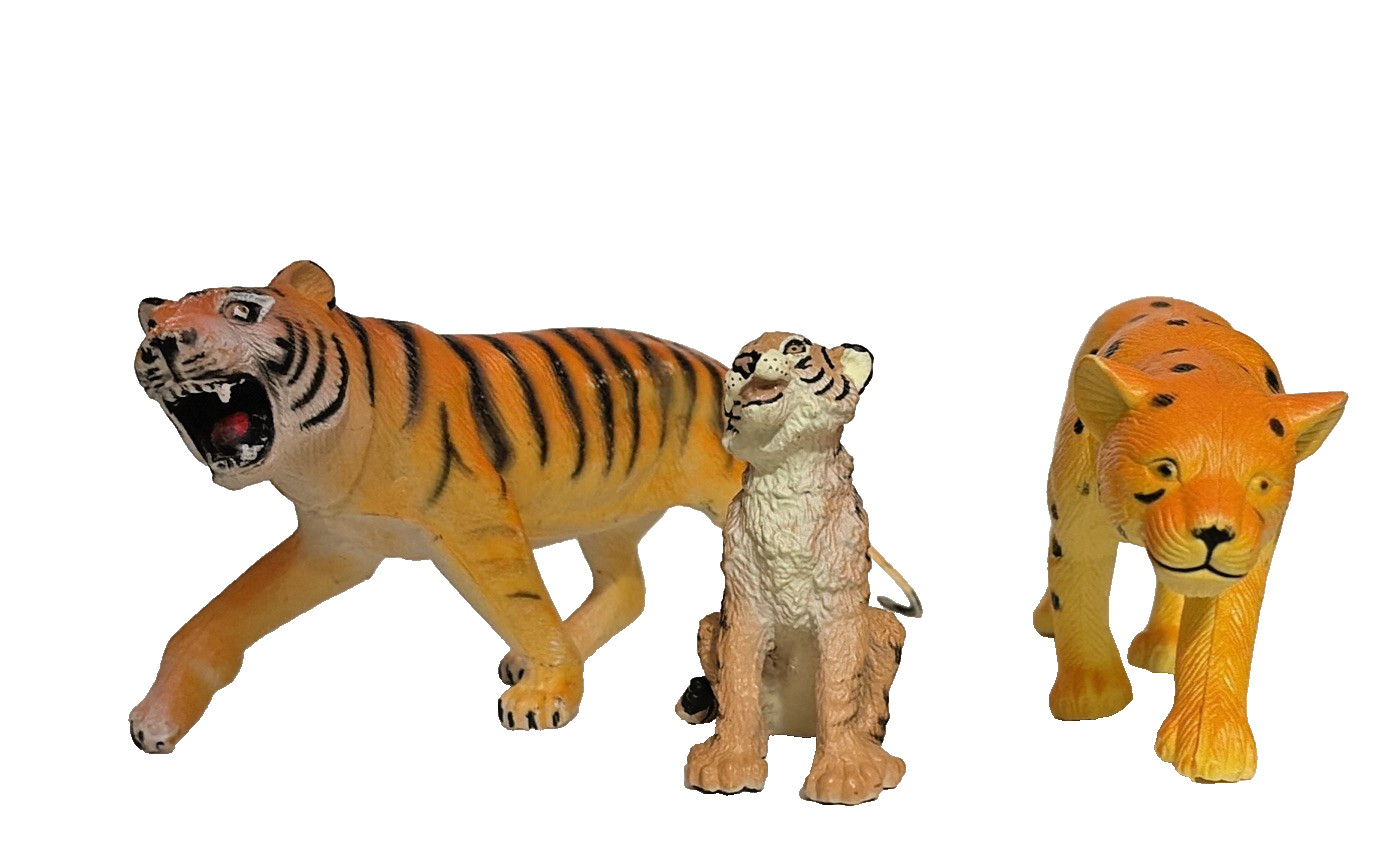 Safari Animals Toys Plastic Vintage Collectibles Lot of 27 Many Sizes 1990s READ