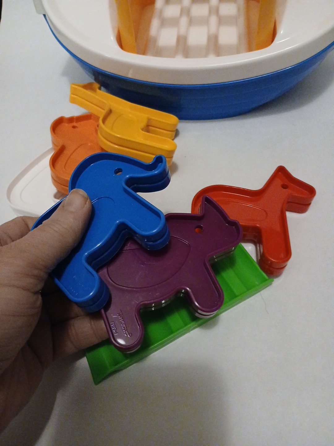 [COL] 1960’s Tupperware Noah’s Ark Complete