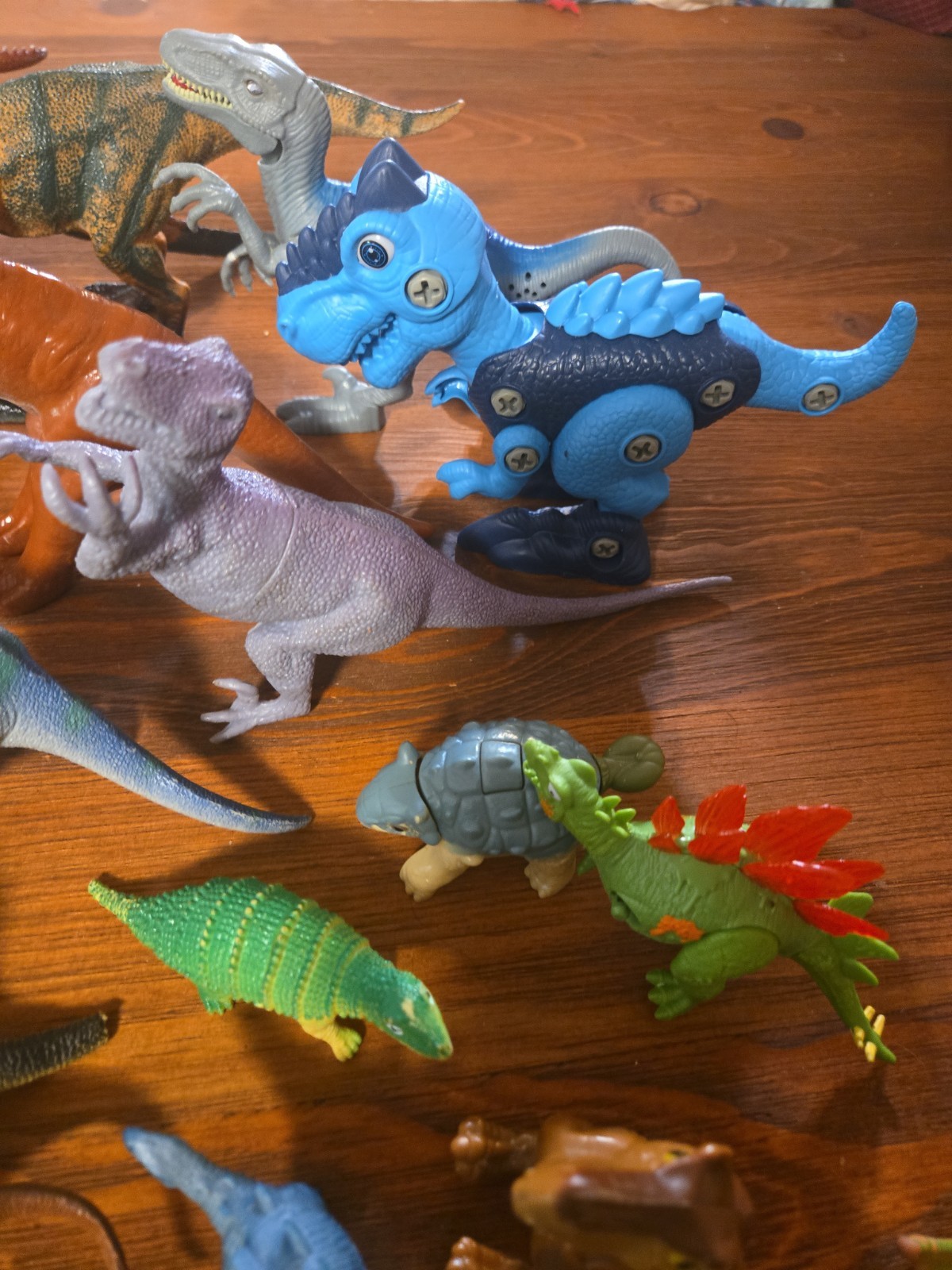 47pcs – Large Lot Rubber Plastic DINOSAURS Toys Vintage 1985 – 2020 (HO)