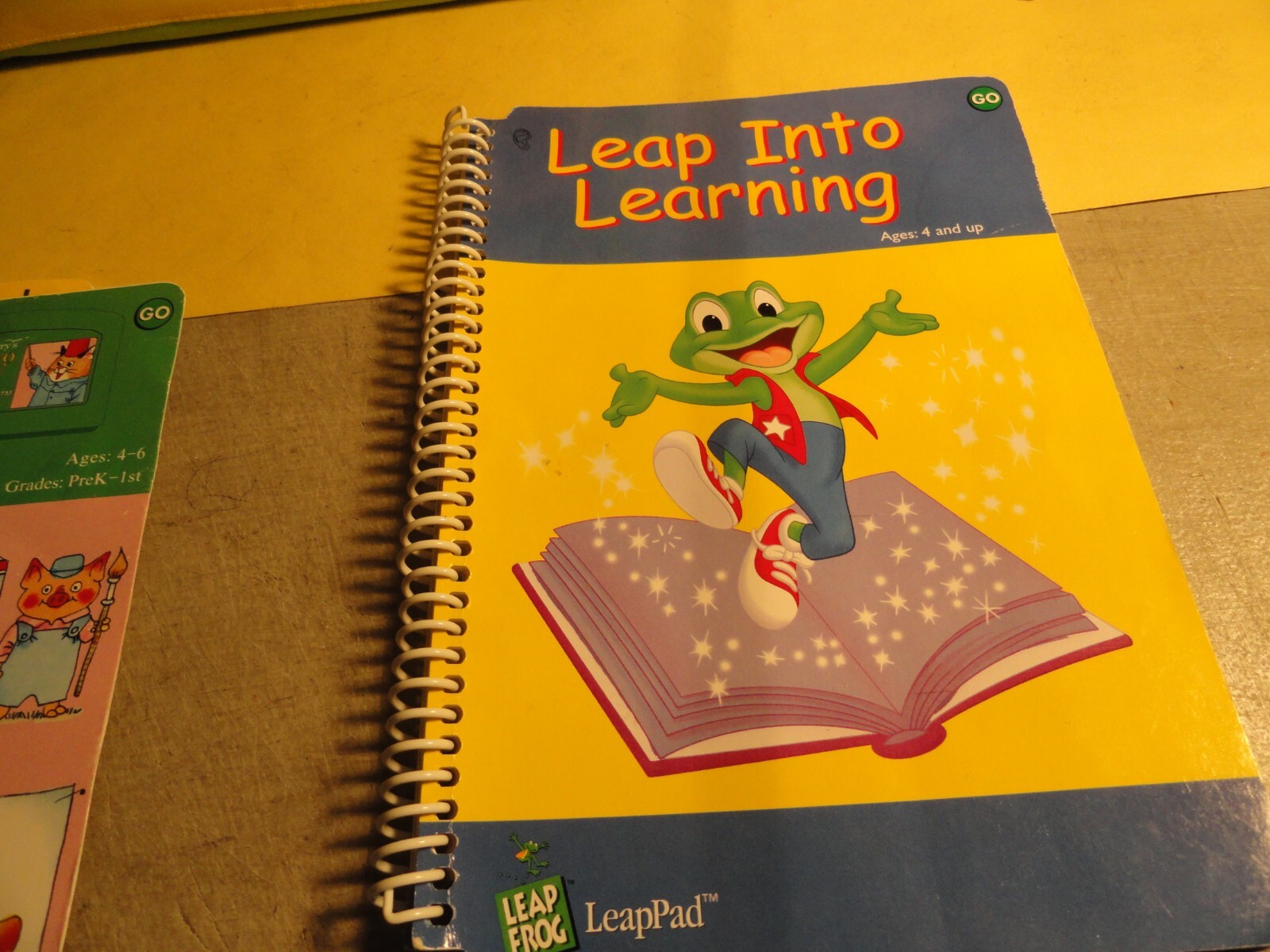 Leap Frog Leap Pad Learning System 8 Game Cartridges Books Model 57-001-00