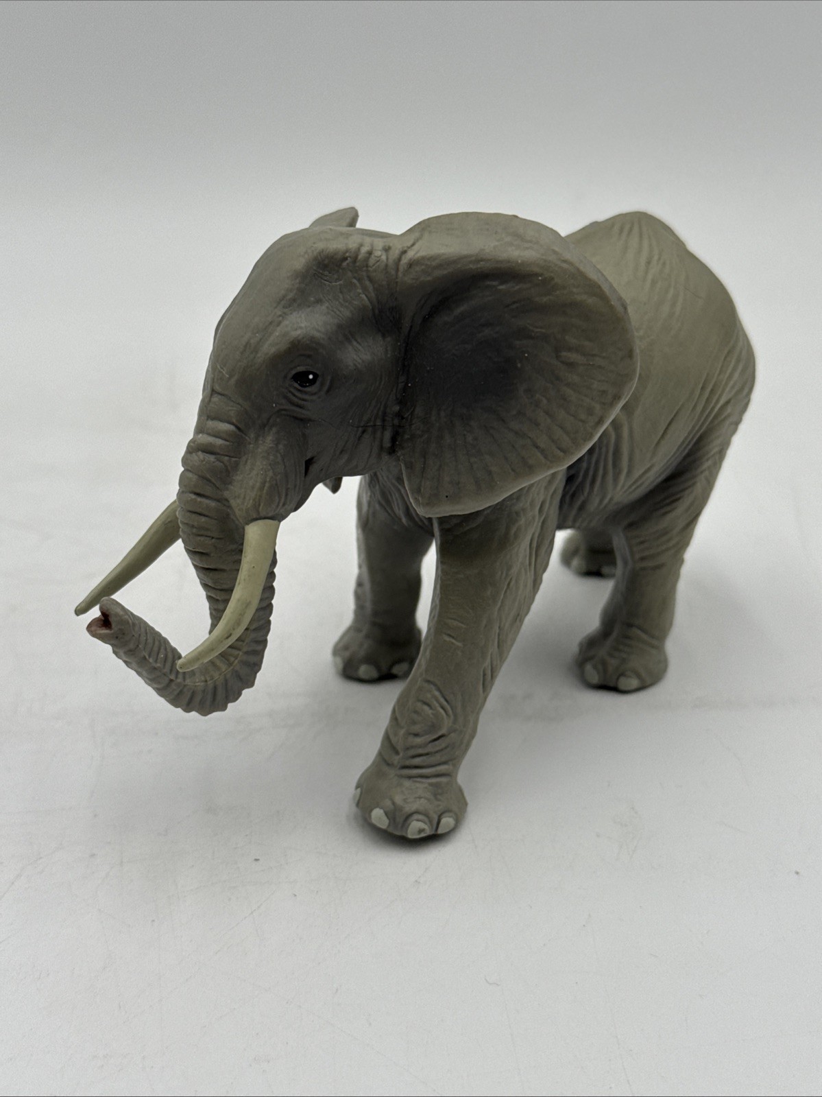 Safari Animal Lot Of 5 Shark Elephant Wolf Gorilla Wild Safari Ltd Toys Zoo