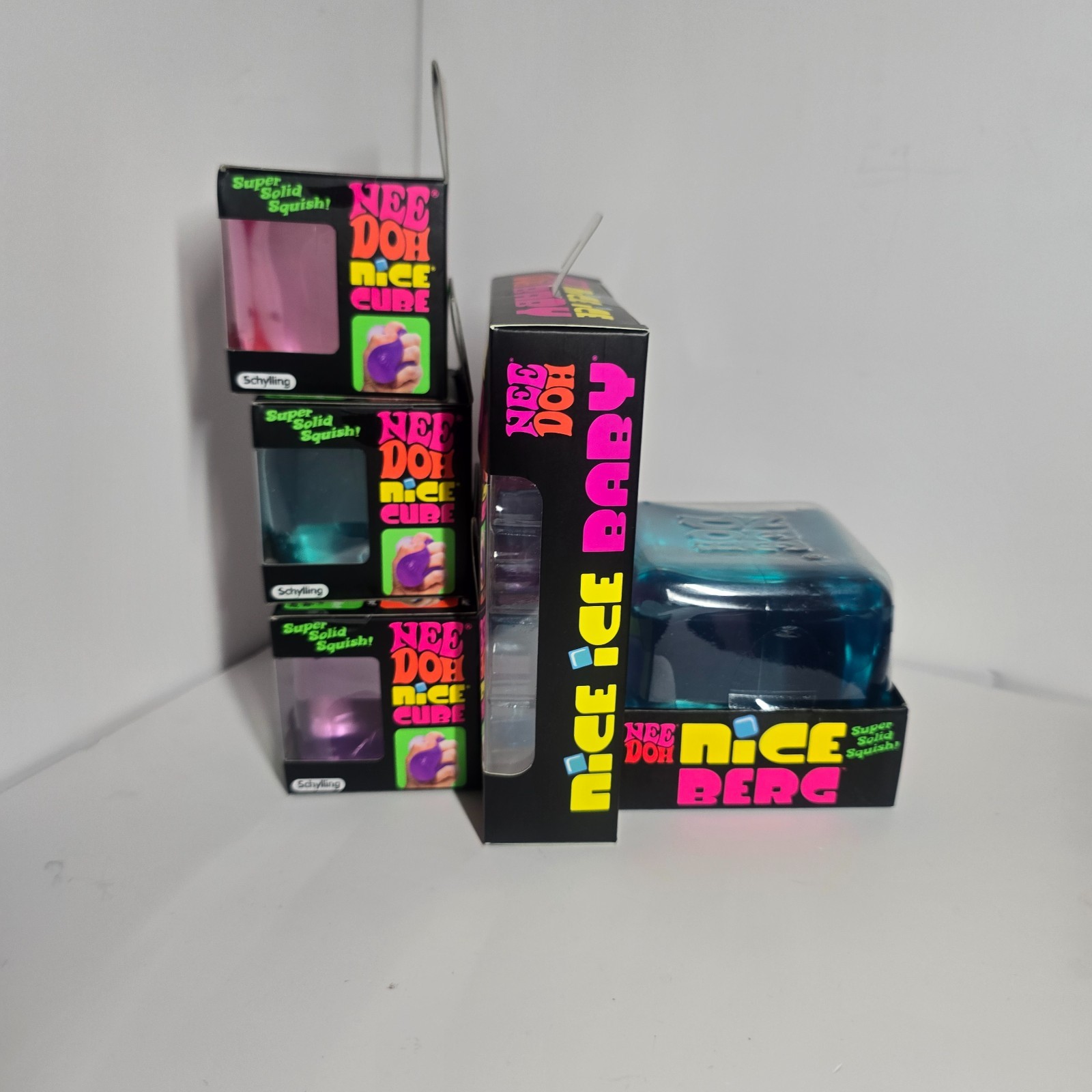 NeeDoh Nice Berg, 3 Nice Cubes and 3 Nice Ice Babys