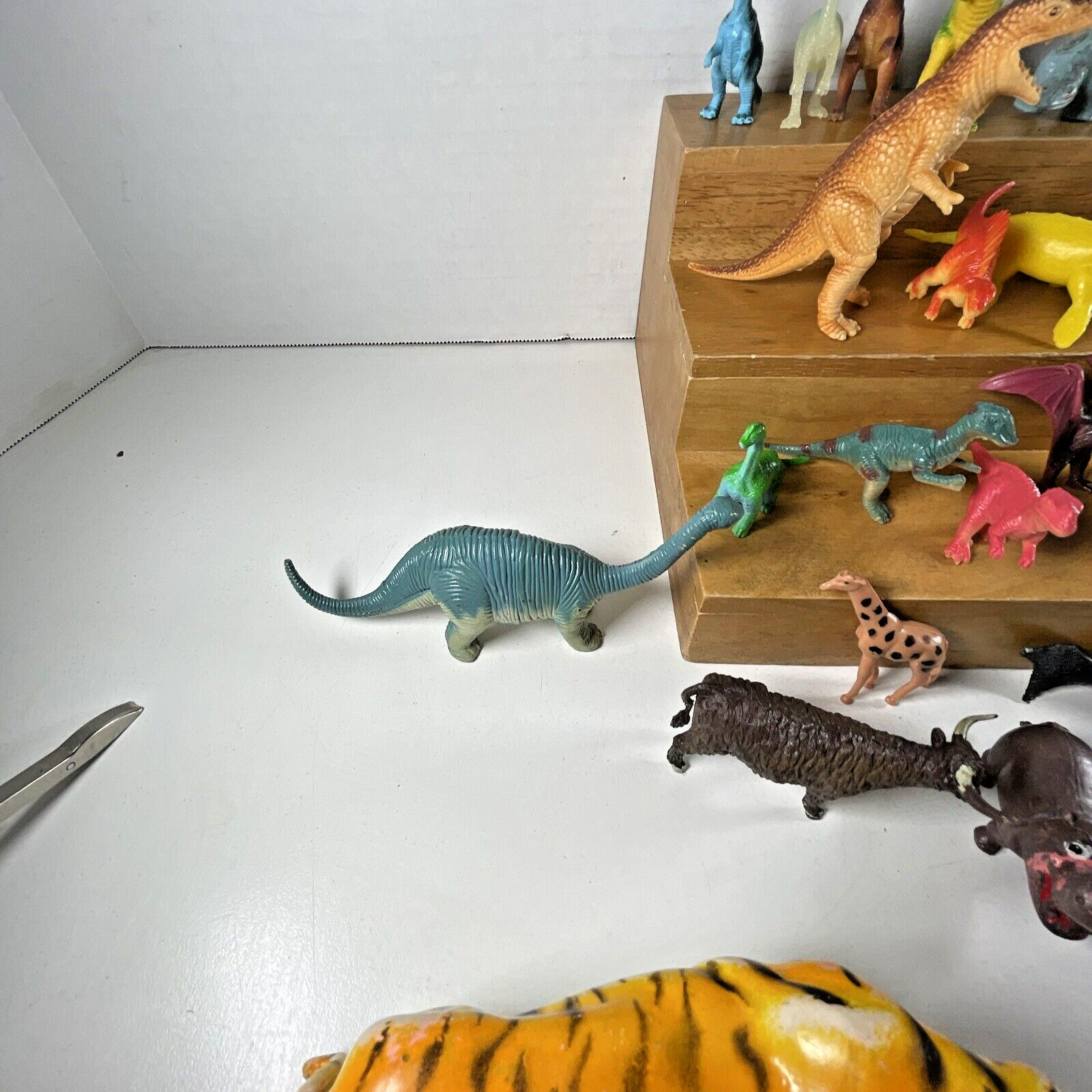 Estate TOY BOX LOT of 65 Miniature Toy Plastic Animal, Dinos + Figures