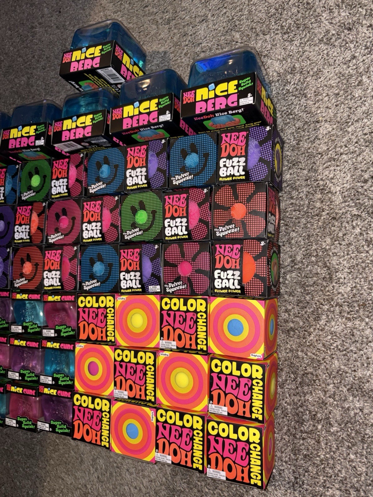 Huge NeeDoh LOT!! 54 total FAST FREE SHIP