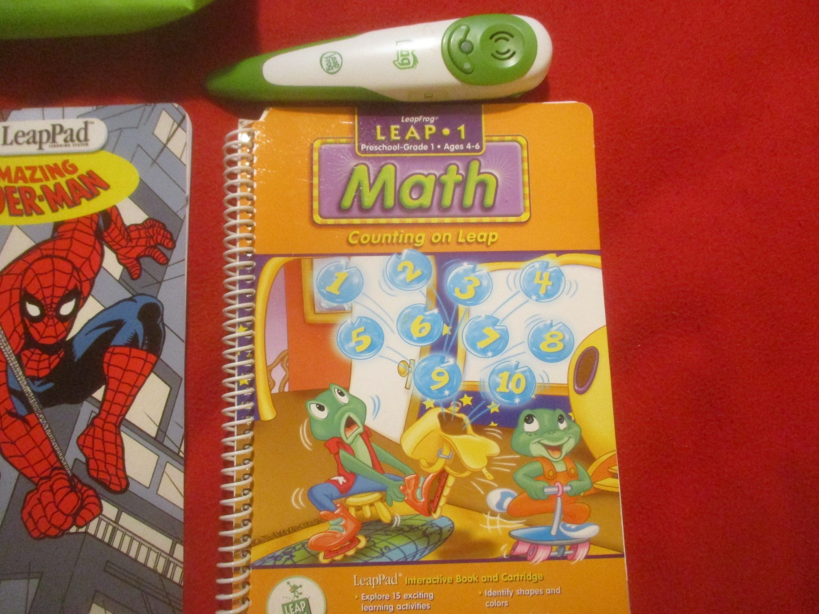Leap Frog LeapPad 2001 Learning System w/ 6 Books, 8 Cartridges + Case