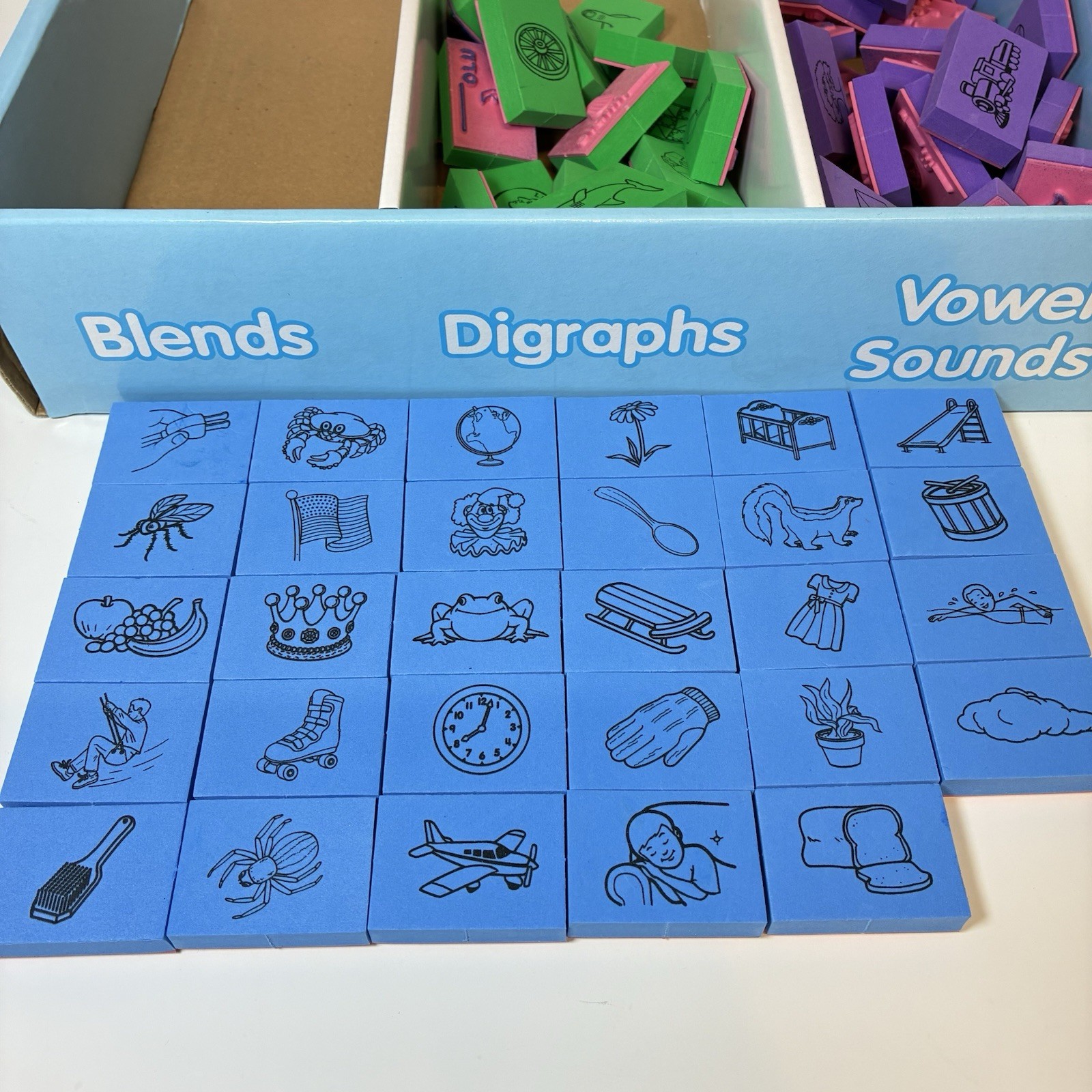 Lakeshore Fill In The Blank Phonics Stamps Level 2 Box Set 74 Stamps Complete