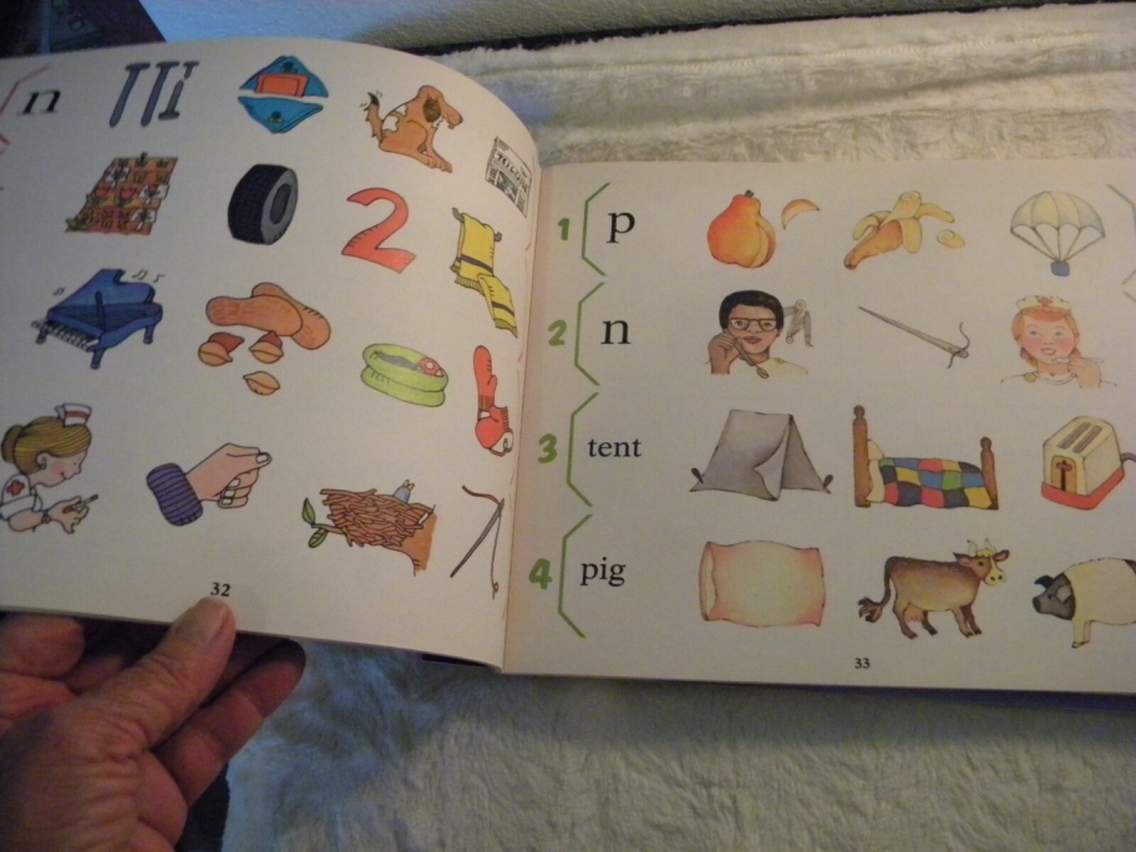 vintage Houghton Mifflin Getting Ready to Read 71 plastic toys, 6 wkbks, letters