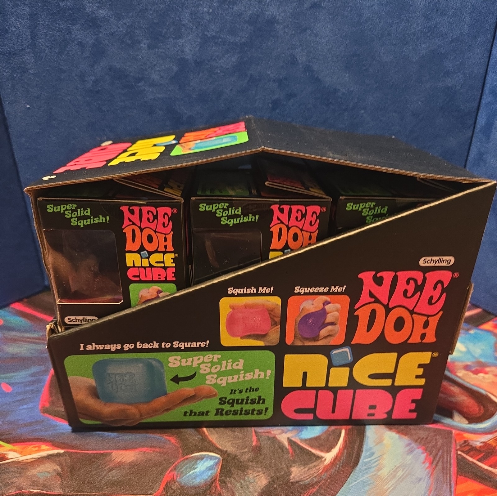 12x New NeeDoh Nice Cube Super Solid Squish Cube Case Nee Doh