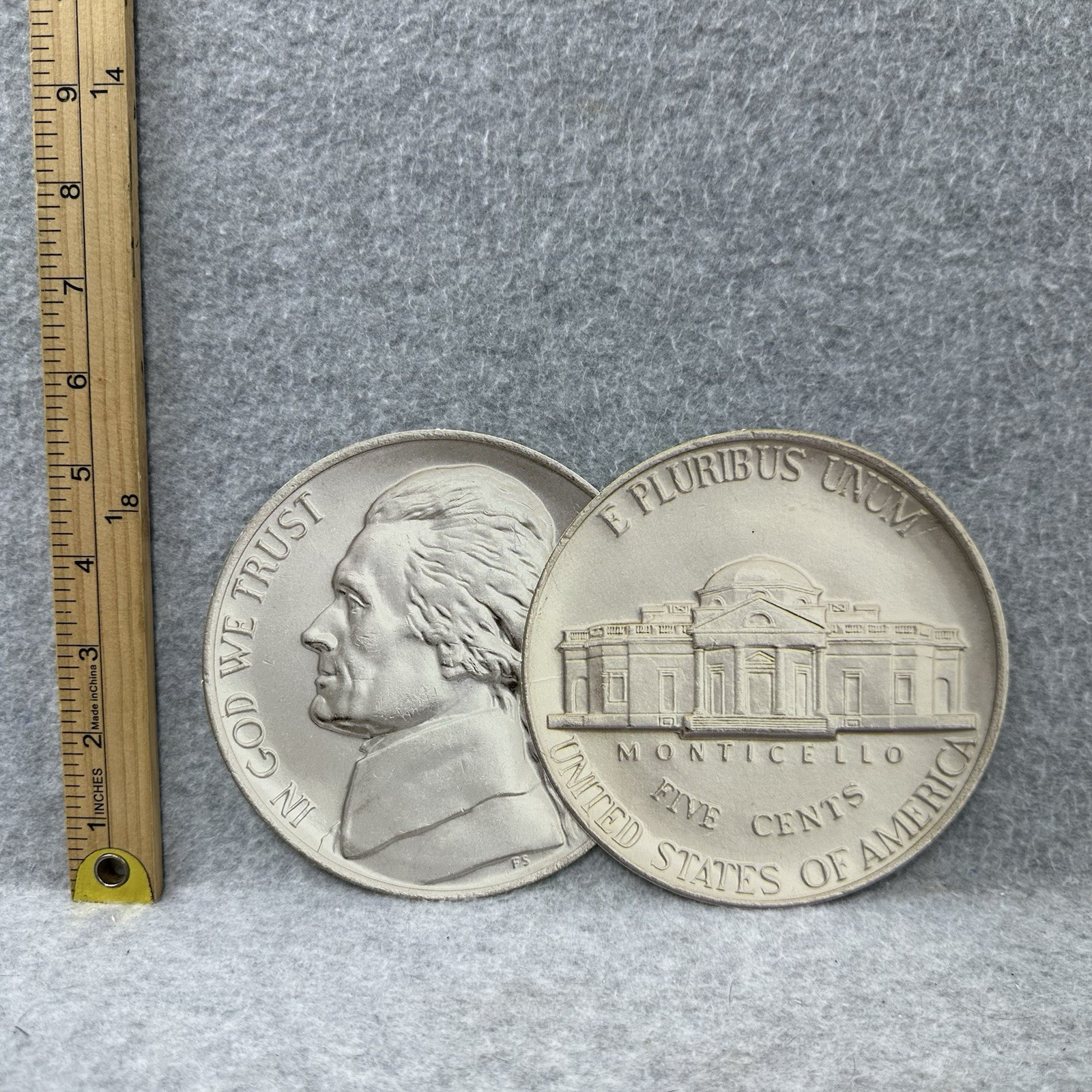 Vintage Oversized US Coin Replica Set Teacher Classroom Learning Money 1990 (11)
