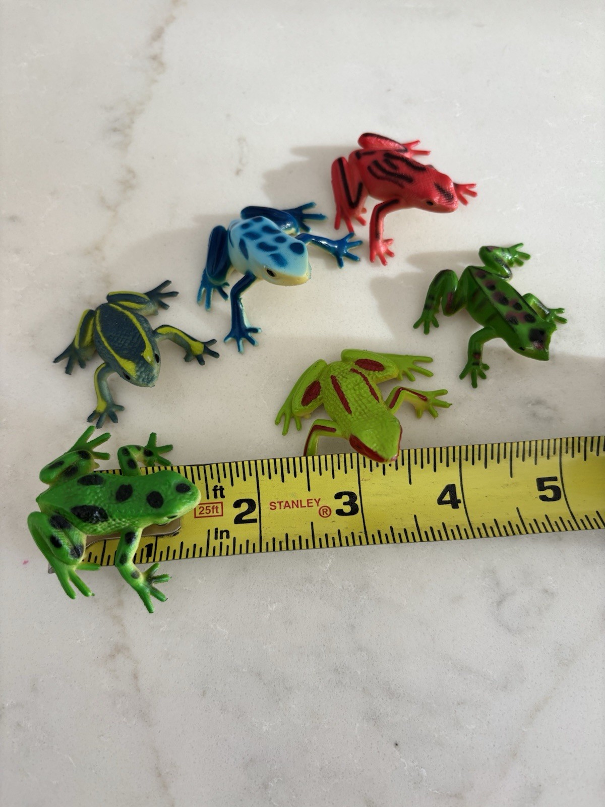 Mixed Lot of Tropical Rainforest Frog Toys Animals Figures 1.5″-2″