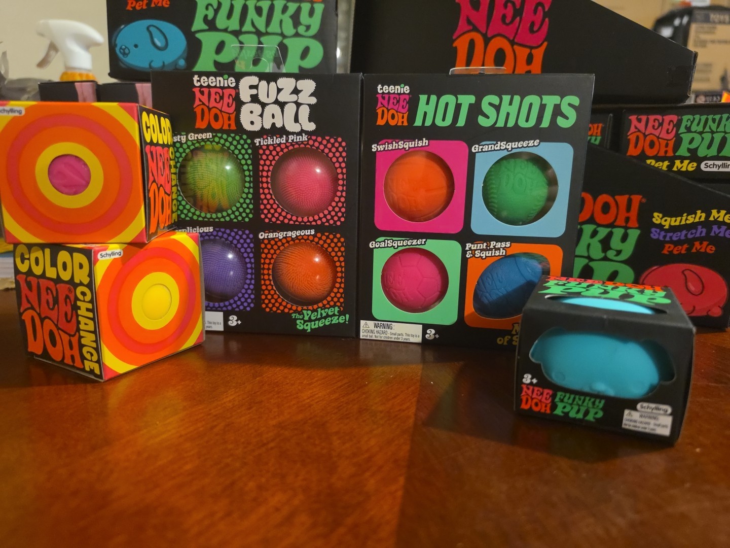 NeeDoh Hot Shots Teenie Fuzz Ball Pup 2 Color Change Color Change Cube Lot 5