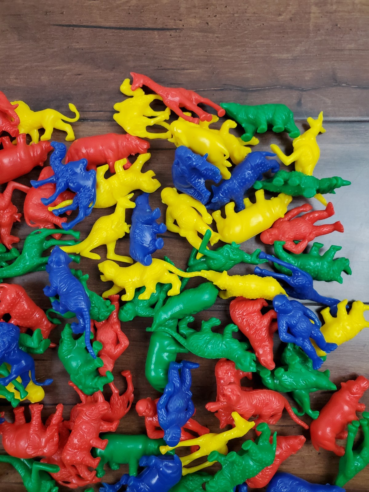 Kaplan Wild Zoo Animal Counters Early Math Skills Multi Color Lot