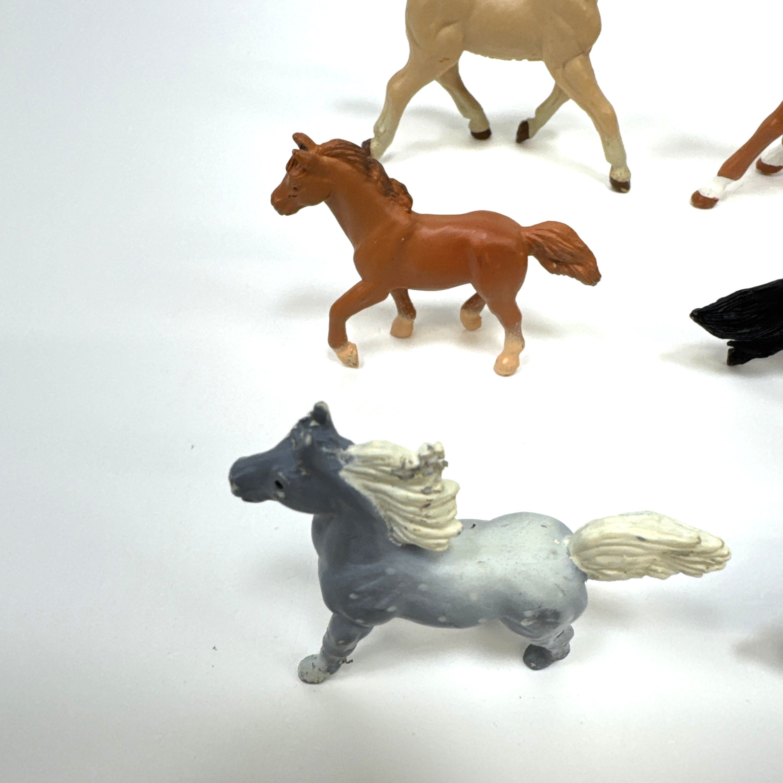 Lot Of 6 Miniature Horse Toy Figures Safari Plastic 90s & 2005