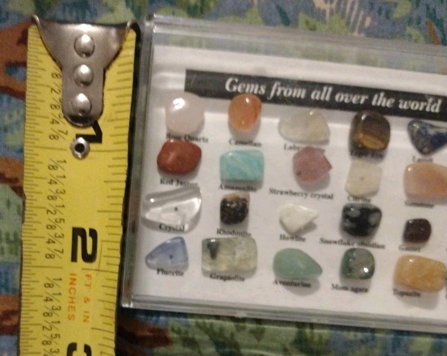 MINI TINY EDUCATIONAL PLASTIC DISPLAY COLLECTION POLISHED 24 GEMS & CRYSTALS