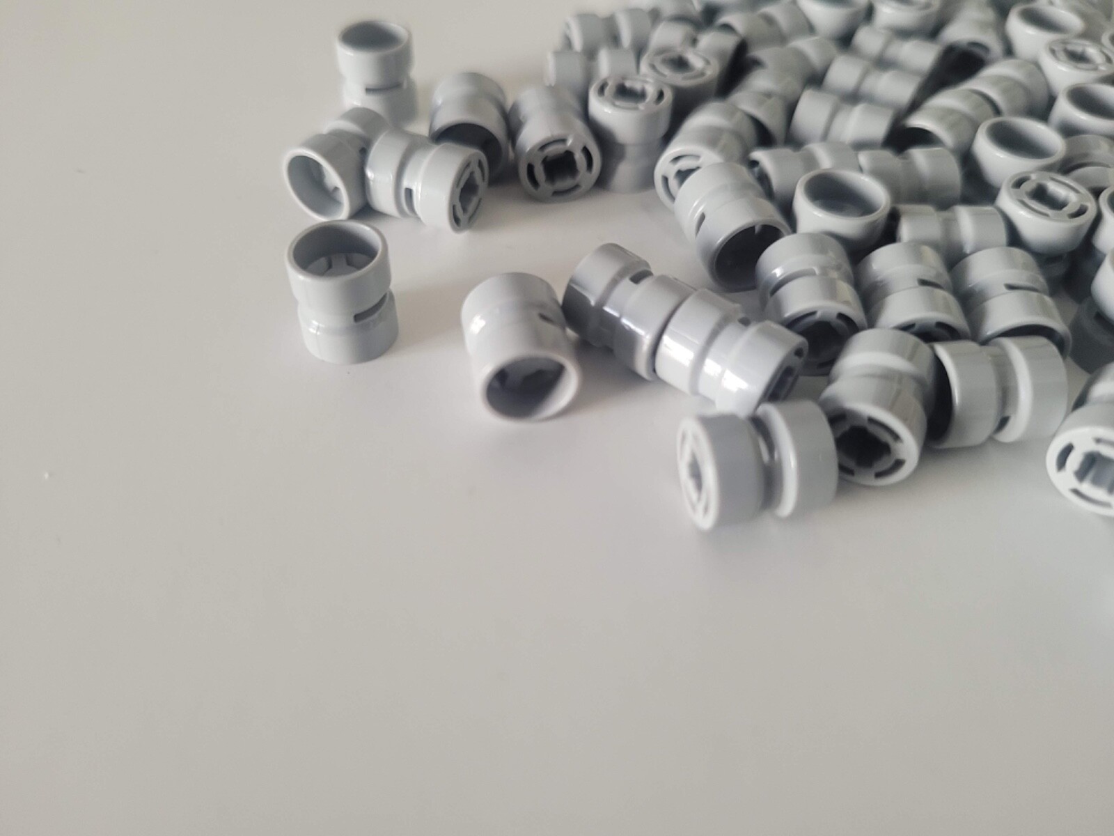 LEGO SET OF 102 SMALL WHEEL RIMS Part #74967 LEGOS 8mm Light Bluish Grey
