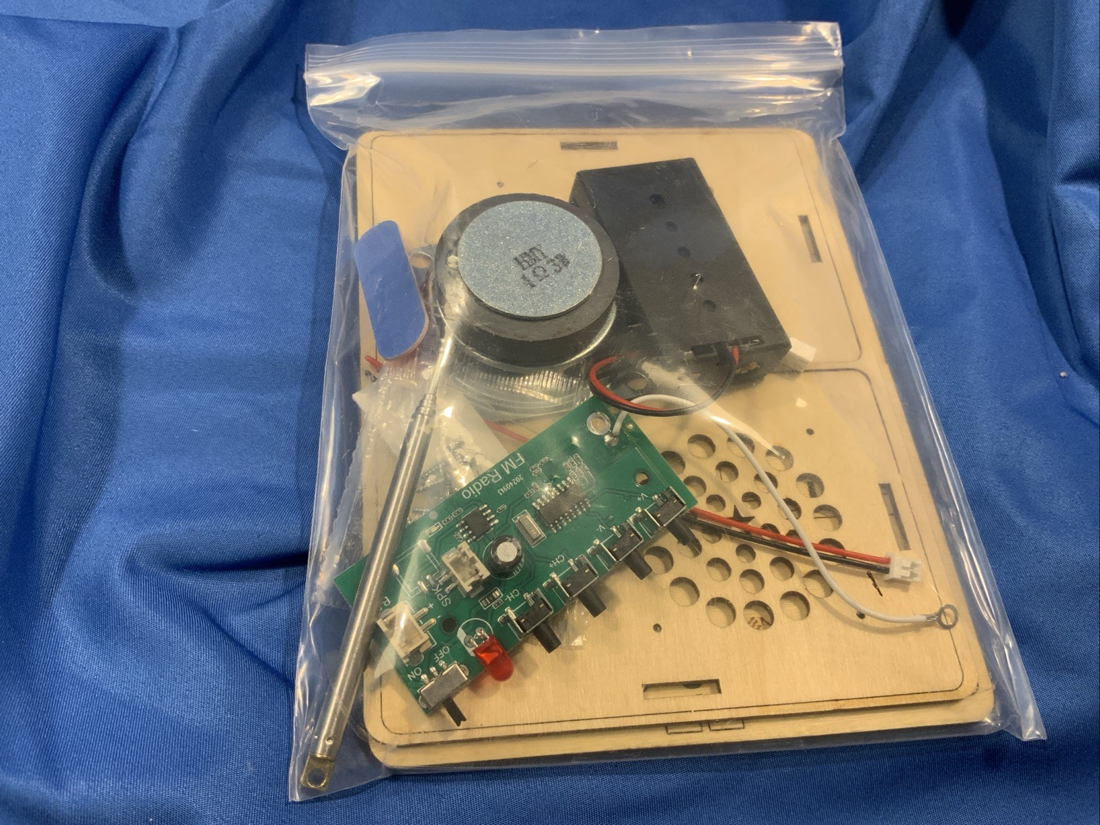 STEM Radio Kit for Kids Homeschool DIY Electronics Science & Circuit Project