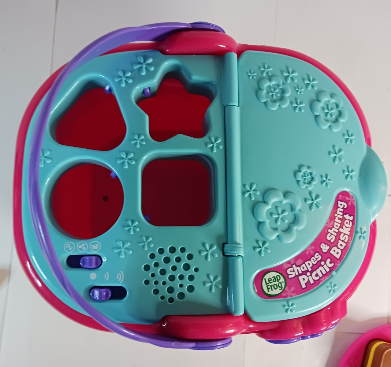 LeapFrog Shapes & Sharing Picnic Basket Music Shapes Colors 2018