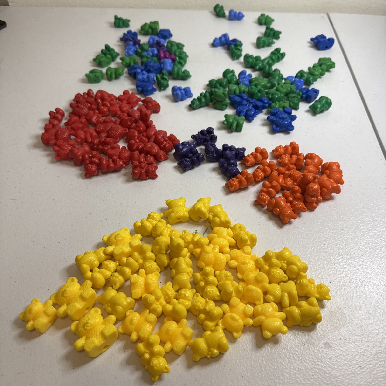 Counting and Sorting Bears 156 Home School Green Yellow Blue Red Purple Orange