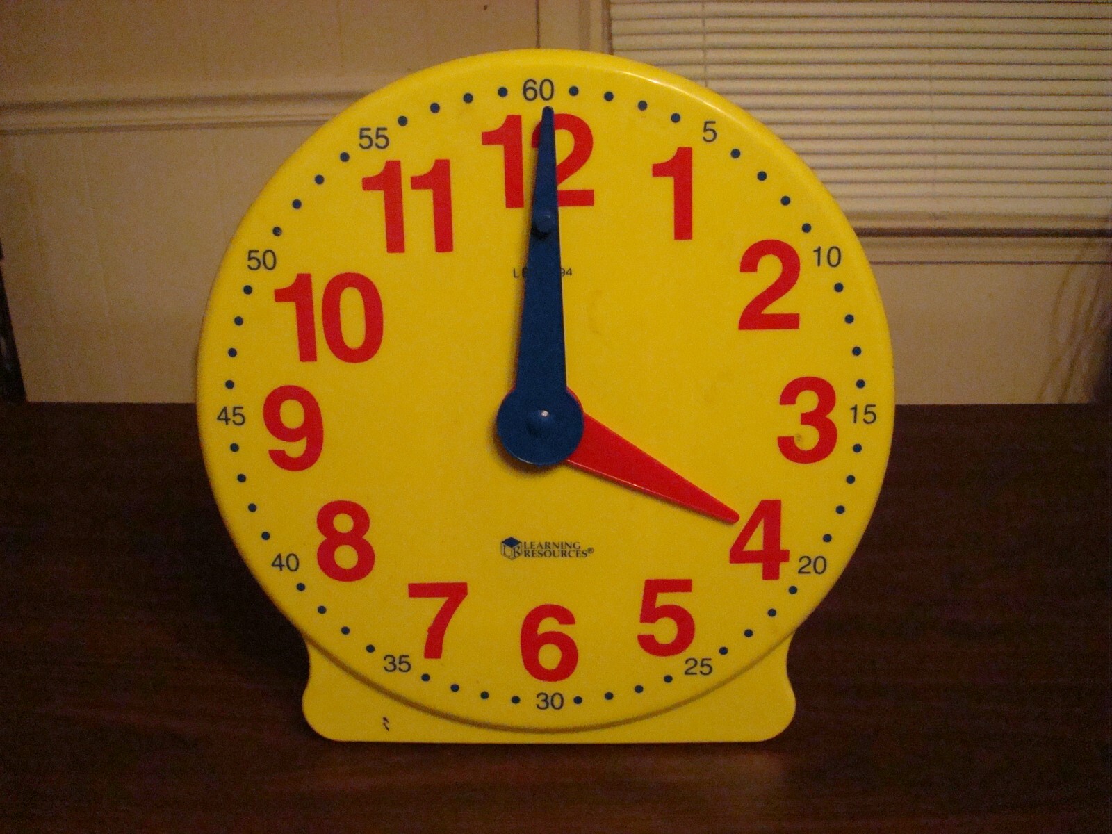 learning to tell the time big clock for ages 4 and up