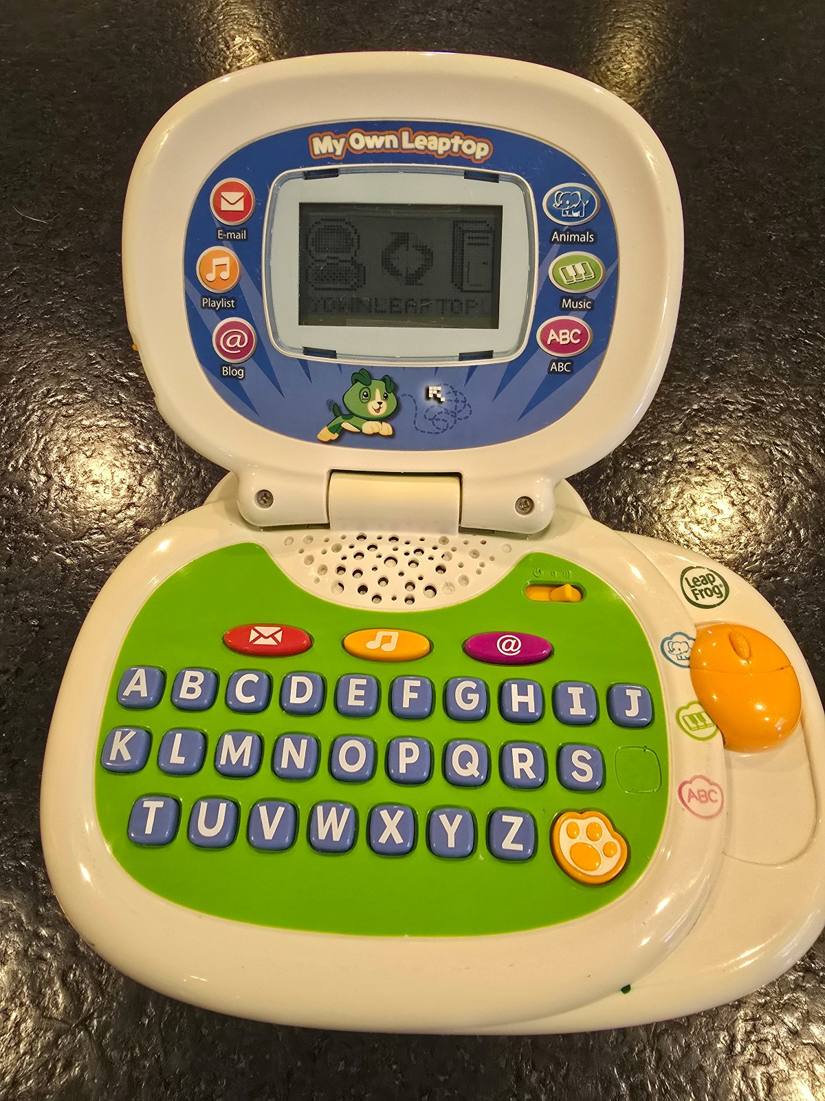 LeapFrog My Own Leaptop Green – N2390 / 19150, 6 Learning Activity Stations