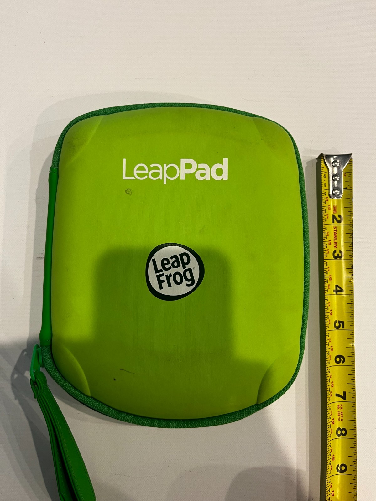 Lot of 4 Leap Frog Leapster Explorer Leap Pad Learning Game Cartridges + Case