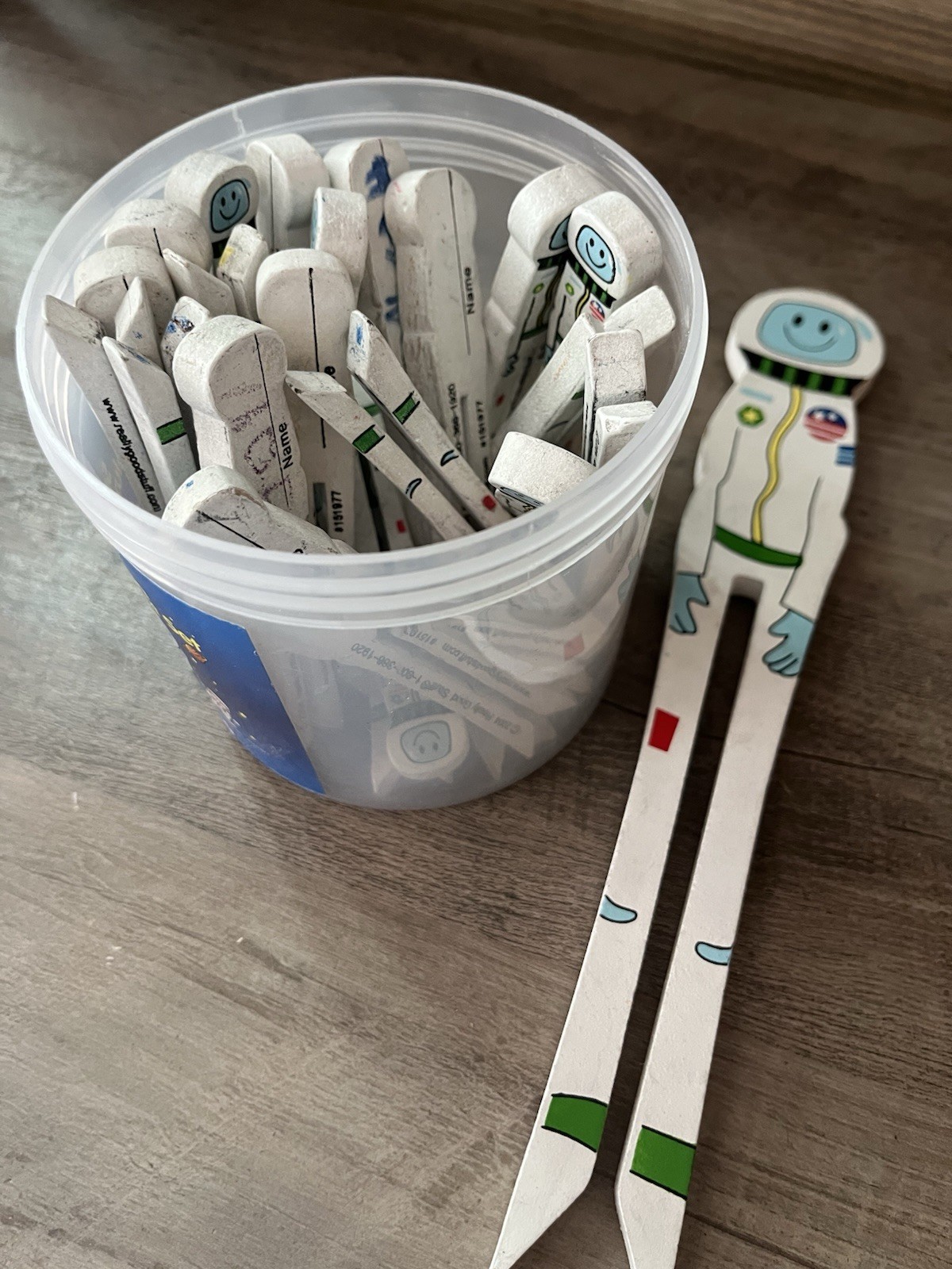 Deluxe Spaceman Set With Extra Large Teacher Magnet Really Good Stuff Used