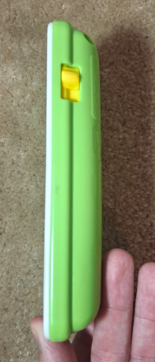 LEAF FROG CHAT & COUNT EMOJI PHONE FOR KIDS