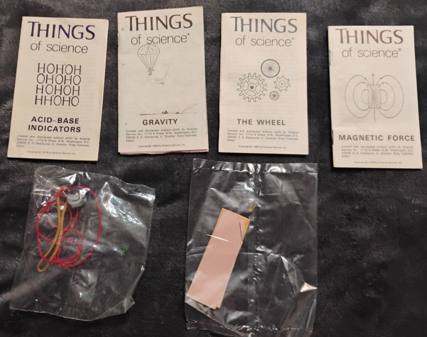 Vintage Things of Science Kits – Mixed Lot with 4 Complete Kits and Extra Books