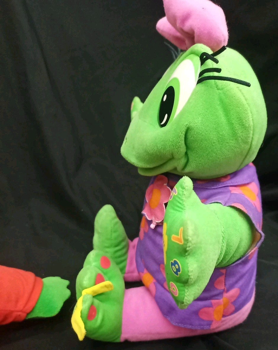 Read & Sing Little Leap & Lily ABC Interactive Learning Toys Both Work 2001-03