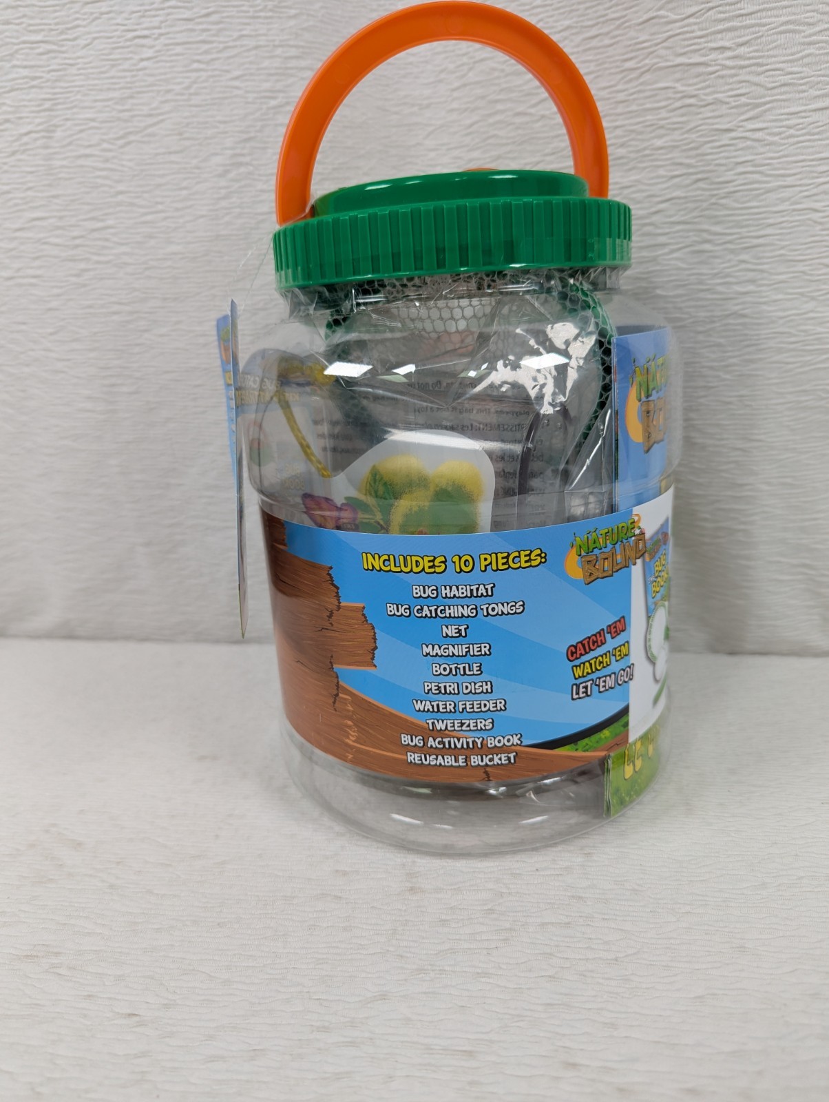 Nature Bound – Bug Catcher with Habitat Bucket and 10 Exploration Pieces