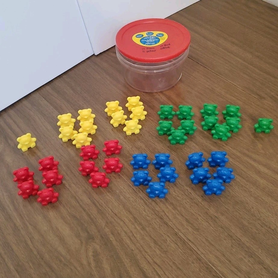 42 Piece Counting Bear Set, 4 Colors-Red, yellow, Blue And Green, One Size